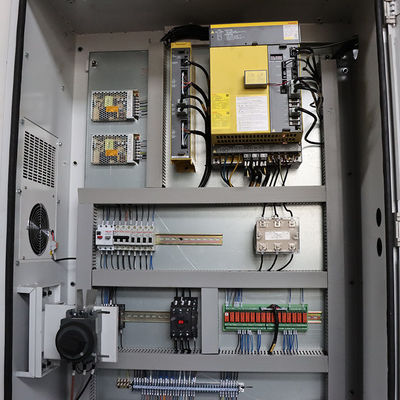 プロフィールのマシニング センターVMCの縦CNCのフライス盤を機械で造る1370 3-axis精密