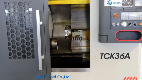 LlatheはCNCの旋盤機械が付いているCNC TCK36Aの旋盤機械を機械で造る